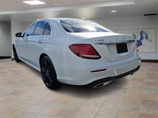 2018 Mercedes-Benz E-Class 4MATIC