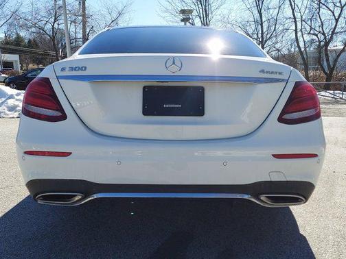 2018 Mercedes-Benz E-Class 4MATIC