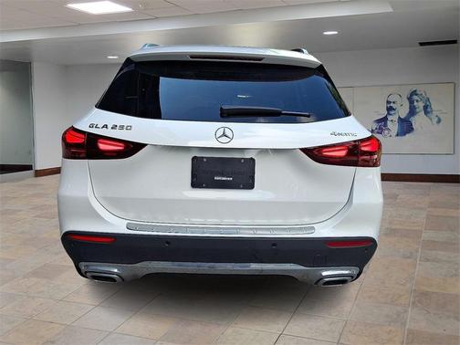 2025 Mercedes-Benz GLA 250 4MATIC
