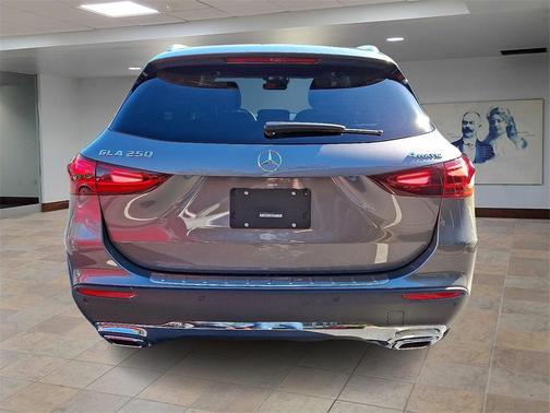 2025 Mercedes-Benz GLA 250 4MATIC