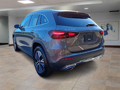 2025 Mercedes-Benz GLA 250 4MATIC