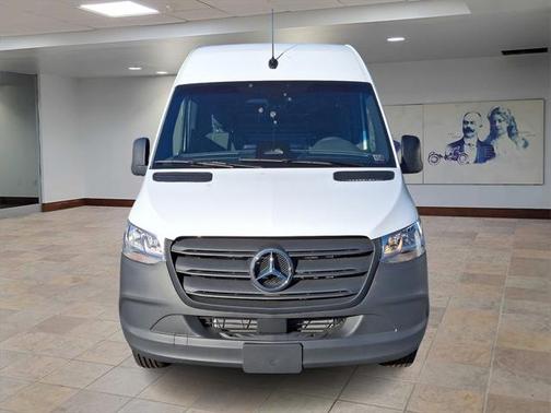 2025 Mercedes-Benz Sprinter 2500 Standard Roof