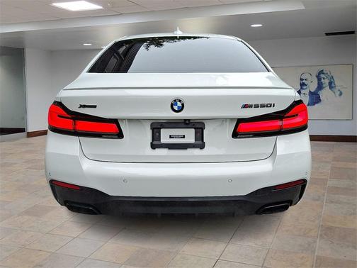 2021 BMW M550 i Xdrive