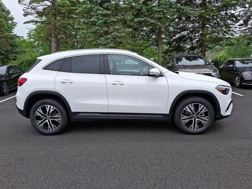 2025 Mercedes-Benz GLA 250 4MATIC