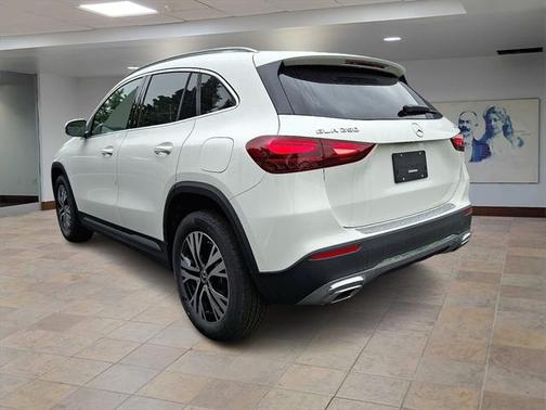 2025 Mercedes-Benz GLA 250 4MATIC