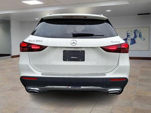 2025 Mercedes-Benz GLA 250 4MATIC
