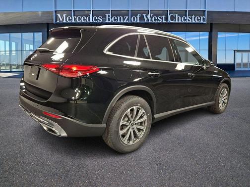 2025 Mercedes-Benz GLC 300 4MATIC