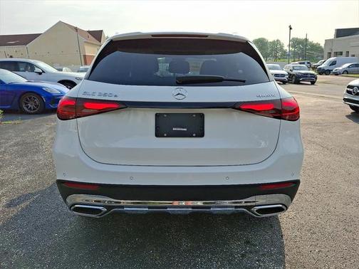 2025 Mercedes-Benz GLC 350e Base