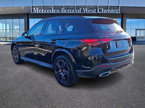 2025 Mercedes-Benz GLC 300 4MATIC