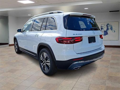 2026 Mercedes-Benz GLB 250 4MATIC