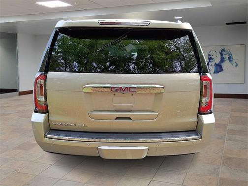 2016 GMC Yukon XL Denali