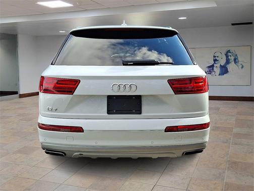 2019 Audi Q7 45 Premium Plus