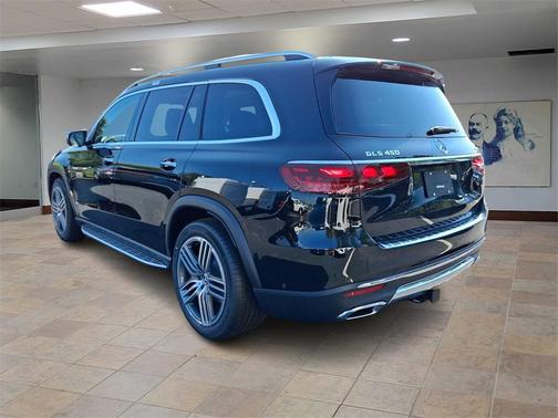 2026 Mercedes-Benz GLS 450 4MATIC