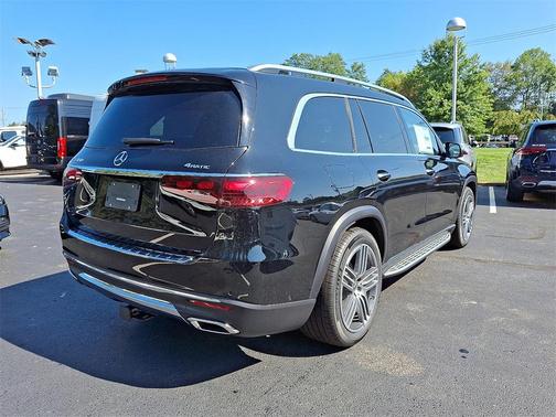 2026 Mercedes-Benz GLS 450 4MATIC