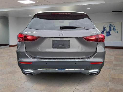 2025 Mercedes-Benz GLA 250 4MATIC