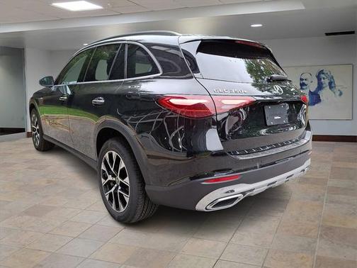 2025 Mercedes-Benz GLC 350e Base