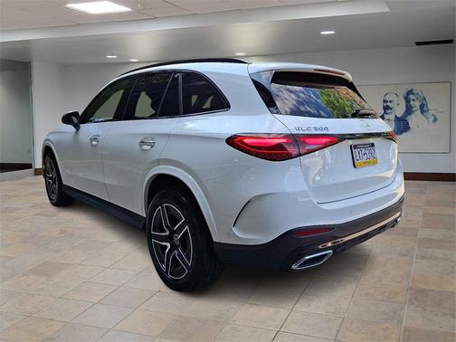2025 Mercedes-Benz GLC 300 4MATIC
