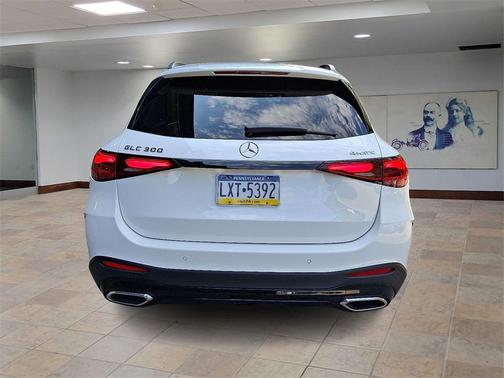 2025 Mercedes-Benz GLC 300 4MATIC