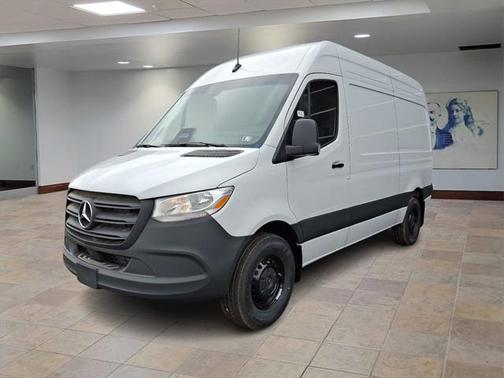 2025 Mercedes-Benz Sprinter 2500 Standard Roof