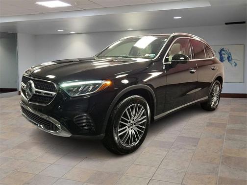2025 Mercedes-Benz GLC 300 4MATIC