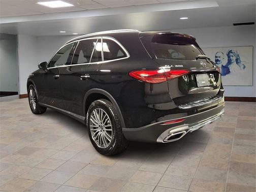 2025 Mercedes-Benz GLC 300 4MATIC