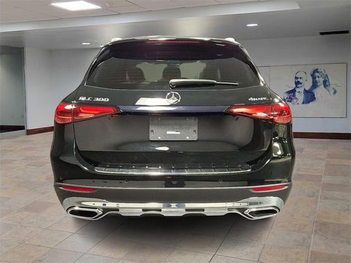 2025 Mercedes-Benz GLC 300 4MATIC