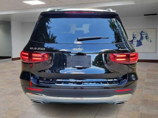 2024 Mercedes-Benz GLB 250 4MATIC