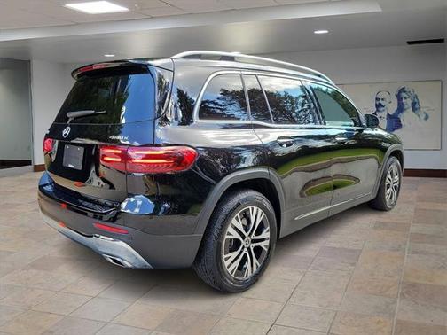 2024 Mercedes-Benz GLB 250 4MATIC