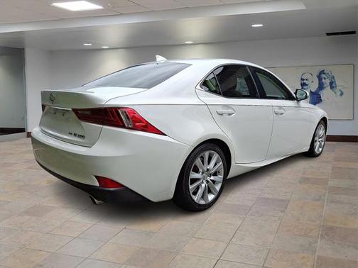 2016 Lexus IS 300 Base