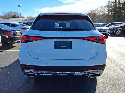 2026 Mercedes-Benz GLC 300 4MATIC