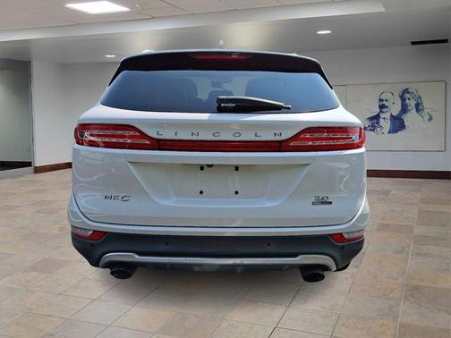 2015 Lincoln MKC Base