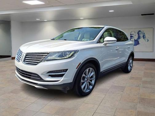 2015 Lincoln MKC Base
