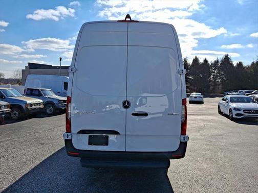 2025 Mercedes-Benz Sprinter 2500 High Roof