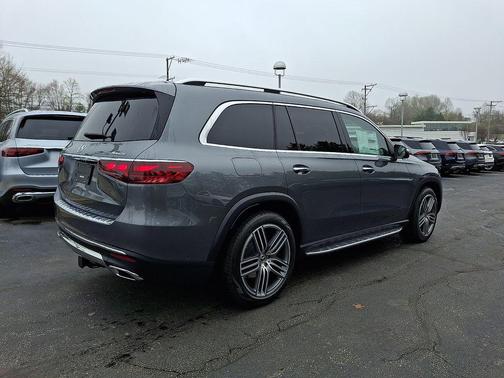 2026 Mercedes-Benz GLS 450 4MATIC