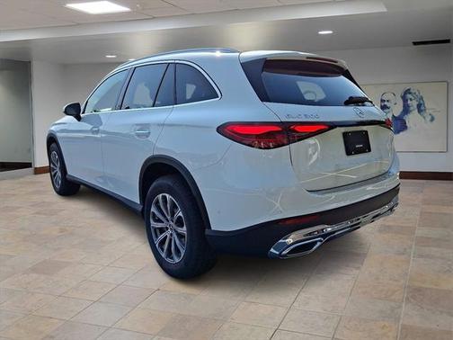 2025 Mercedes-Benz GLC 300 4MATIC