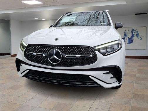 2025 Mercedes-Benz GLC 300 4MATIC
