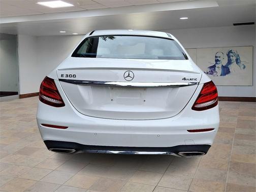 2018 Mercedes-Benz E-Class 4MATIC