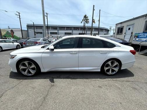 2019 Honda Accord Touring 2.0T