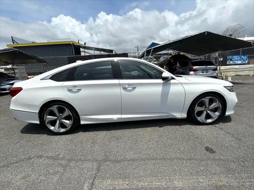 2019 Honda Accord Touring 2.0T