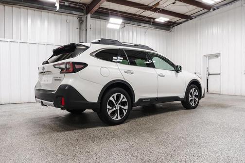2020 Subaru Outback Touring XT