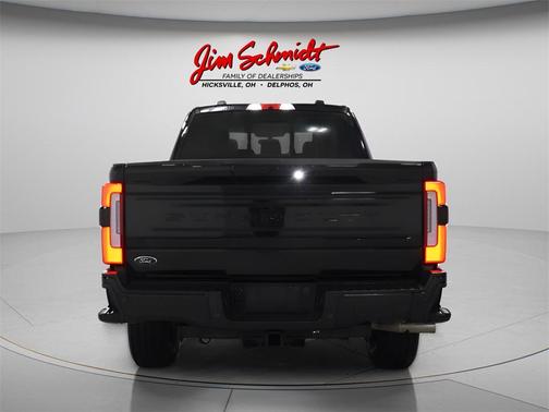 2025 Ford F-250 Platinum