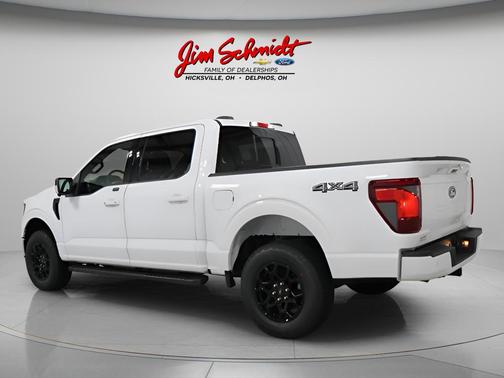 Oxford White 2025 Ford F-150 XLT