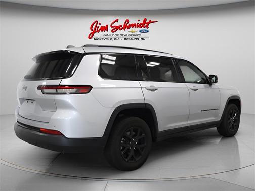 2024 Jeep Grand Cherokee L Laredo