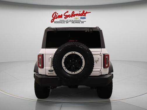 Oxford White 2023 Ford Bronco Outer Banks