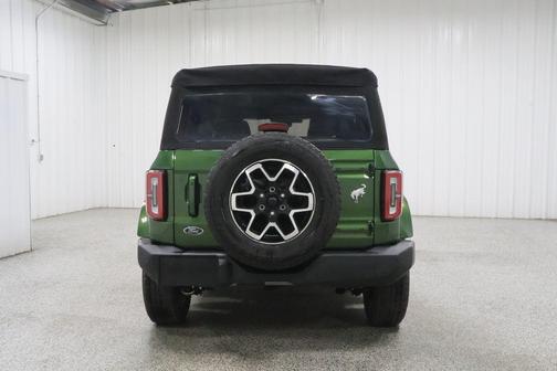Eruption Green Metallic 2025 Ford Bronco Outer Banks