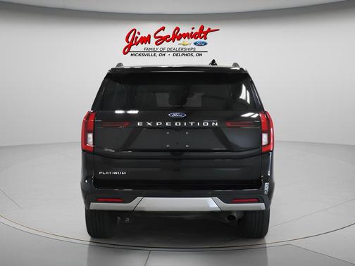 Agate Black Metallic 2025 Ford Expedition Platinum