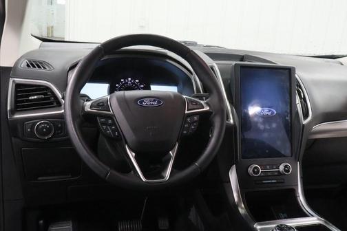Forged Green Metallic 2023 Ford Edge Titanium