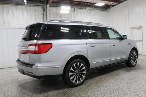 2021 Lincoln Navigator L Reserve