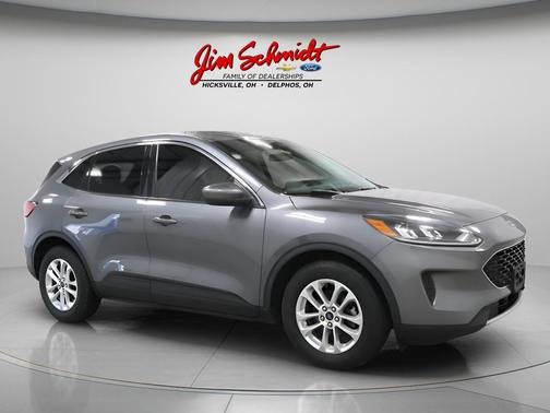 Carbonized Gray Metallic 2021 Ford Escape SE