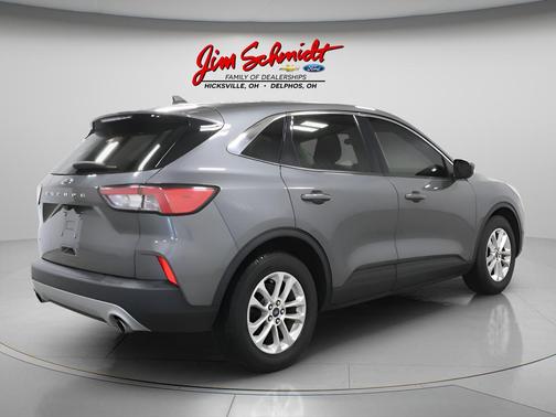 Carbonized Gray Metallic 2021 Ford Escape SE